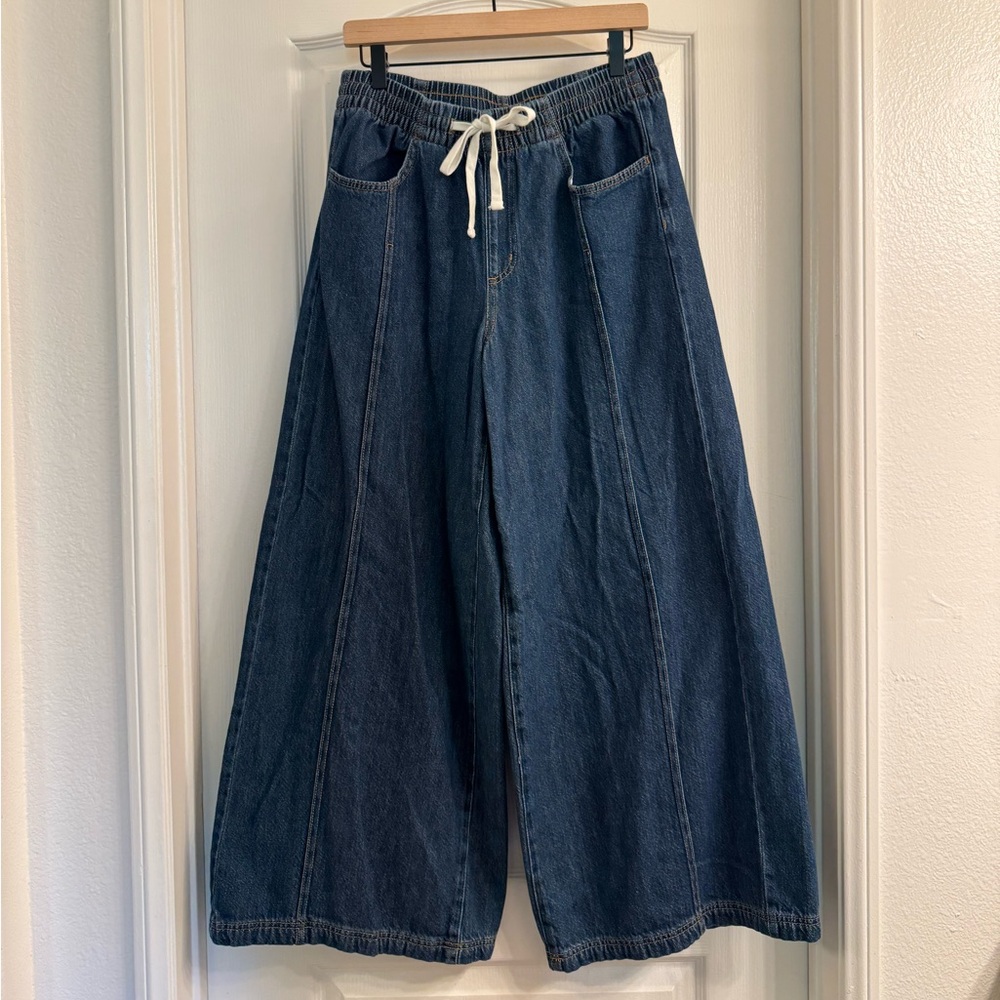 Universal Thread Dark Blue Wide-Leg Drawstring Jeans